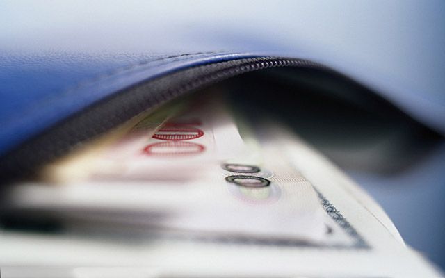 美联储年内第三次降息25个基点，黄金白银策略谨慎偏多